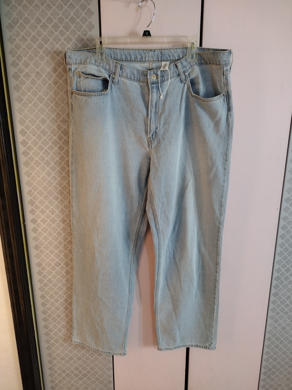 H&M Light Blue Women's Relaxed Jeans